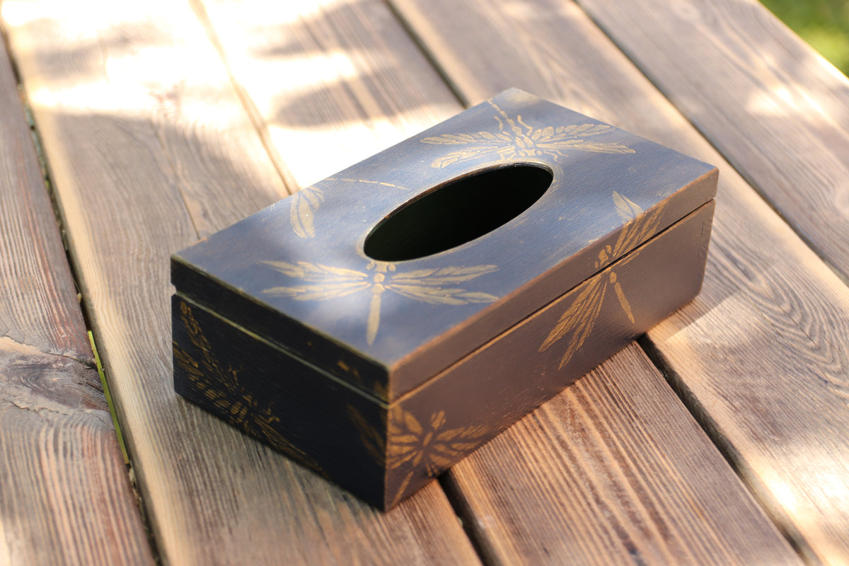 Box na kapesníky – Zlaté vážky